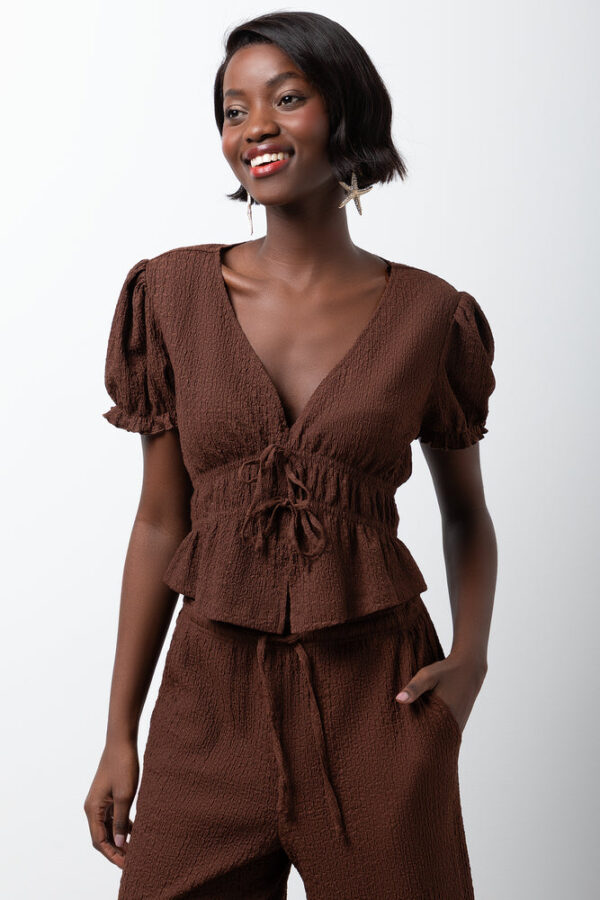 Women's Short Puff Sleeve Bubble Knit Top - Chocolate Brown